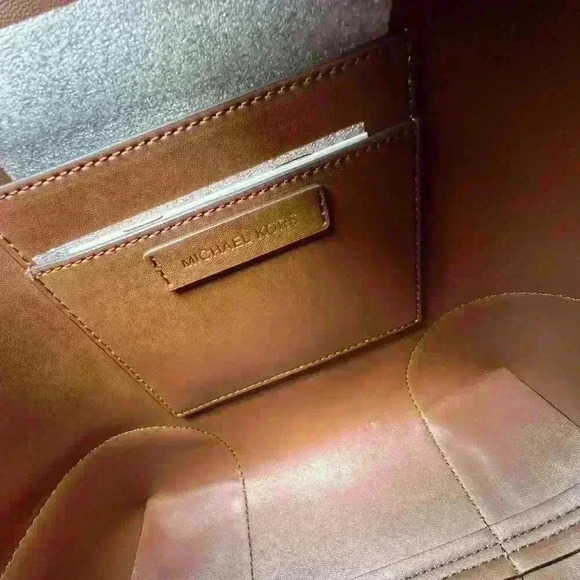 Michael Kors Mercer Drawstring Bucket Bag Medium Messager Purse Brown Multi - Picture 10 of 12